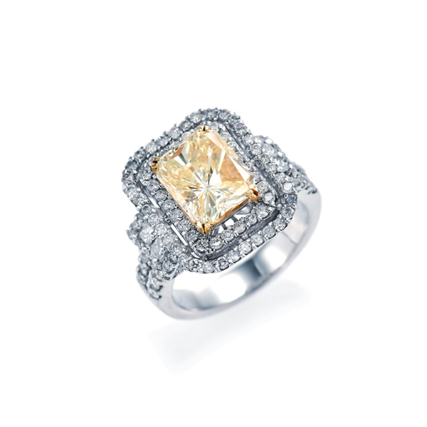 FJH010002 천연 라이트 옐로우 다이아몬드 4.02ct 캐럿 반지